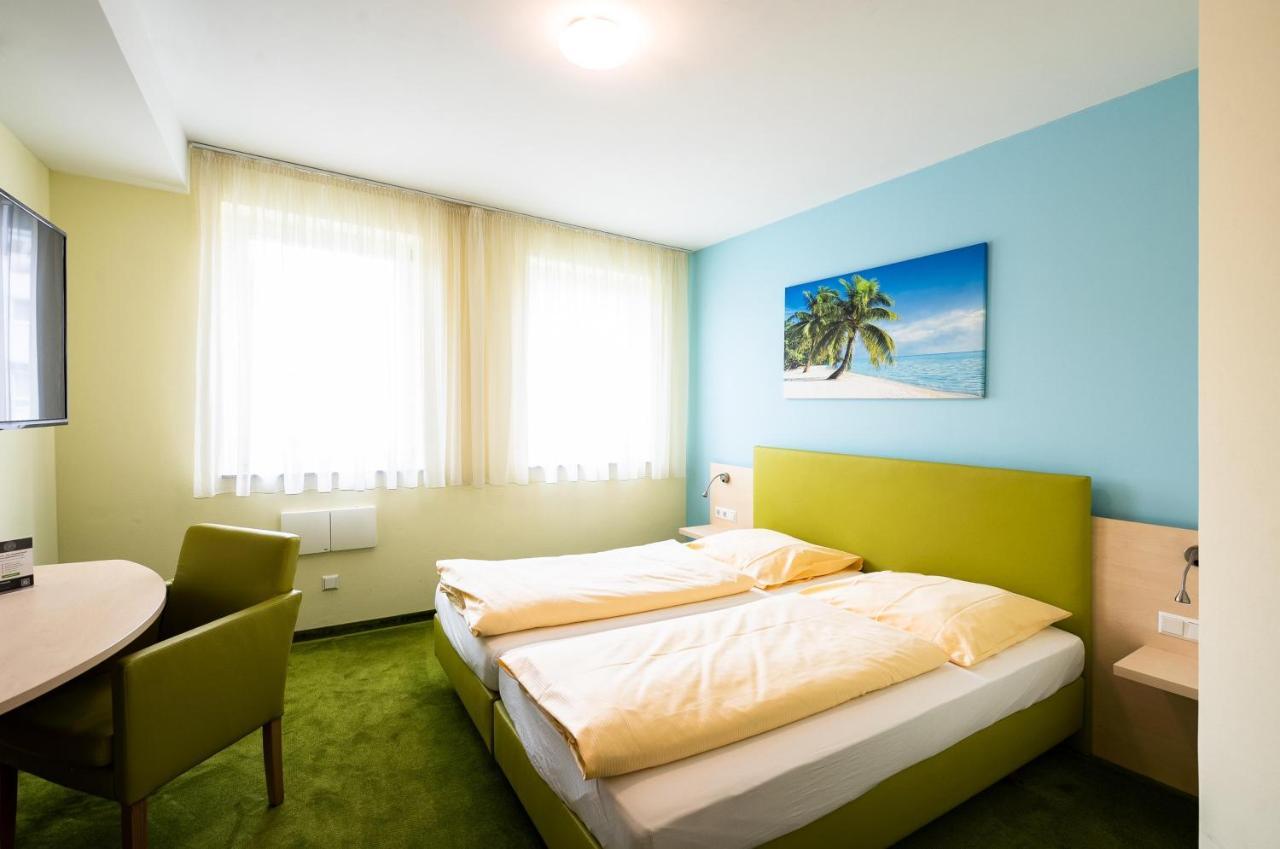 Sternplatz Hotel Ehingen  Eksteriør billede